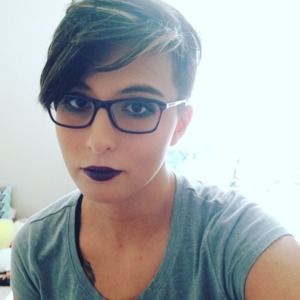 Meet your Posher, Bethanie